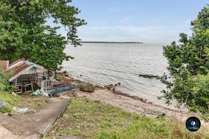 JudyandRobert RentalHouse