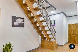JudyandRobert RentalHouse