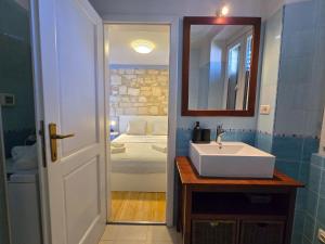 Apartment MAR with Sea view