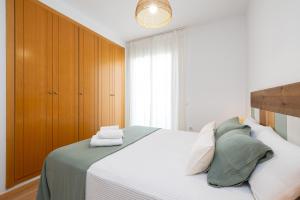 Avanti Alcantara SOL, junto a la playa con parking gratis