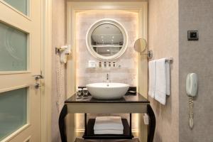 Luxury Suite room in Limak Eurasia Luxury Hotel