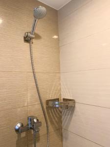 Hometel by ECR at Viceroy Residences