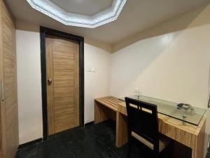 Hotel Sahar Garden Near Mumbai International Airport