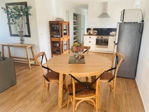 Oak Vue cottage