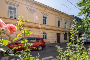 1 кімнатна квартира подобово-погодинно біля ЖД вокзалу та костелу Єлизавети