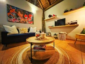 The Zen-Den - Subtle Charm & Luxury in Bryanston