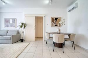 Kings Palace 1 BED