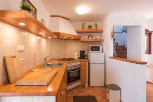 Holiday home in Barci 39271