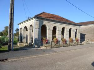 Maisons de vacances Steinhaus In Landlicher Umgebung Mit Pool : photos des chambres