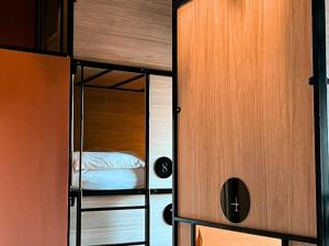  Bed in 12-Bed Mixed Dormitory Room with Shared Bathroom room in Gardiner House