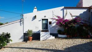 Casa do Largo - Casas da Amieira