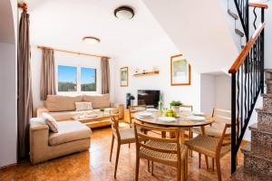 Villa Jardin Del Mar by Villa Plus