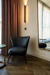 Cyrus Hotel
