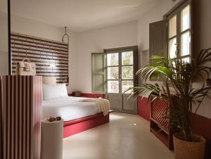Sarong Hideaway room in Ambelia Traditional Villas