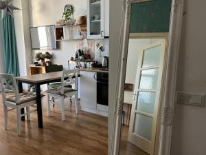 The Round Garden flat