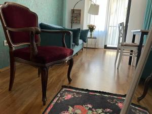 The Round Garden flat