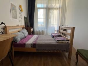 The Round Garden flat