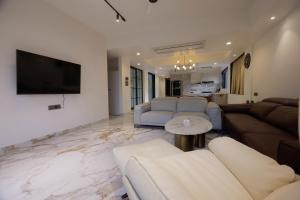 DeCasa Residency 1Elegant 3BHKBalconyNewTown