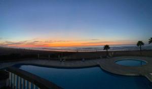Luxury Apartment Ocean View and Private Beach Ain Diab