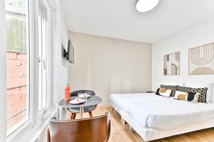 Petit studio paisible en région parisienne -IV