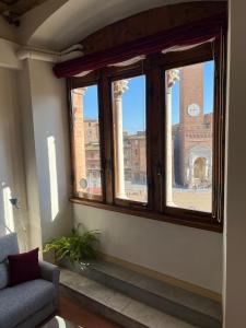 Via Banchi di Sotto, 8 - Piazza del Campo