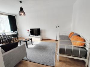 Cozy 1BR Apartment with Balcony, Free WiFi and Parking