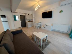 Turquoise Summer Mamaia Nord