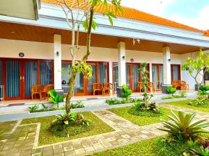 Santika Home Stay
