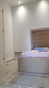 White Apartment Valamar Residence