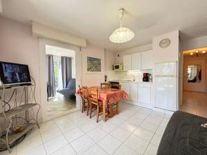 Appartements Ombresia - Terrasse, Parking, Central, TV : photos des chambres