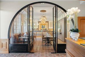Hotels Hotel De La Darse : photos des chambres