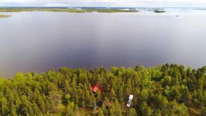 Inarin Aava, a cabin in Inarijärvi