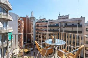 Apartment with Balcony room in Apartment Barcelona Rentals - Pool Terrace in City Center