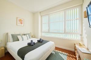 Bright Apartment in Saldanha
