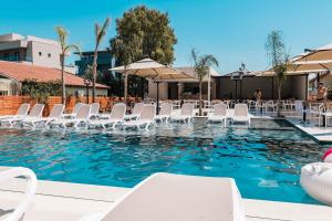 Ksamil Central Park Hotel