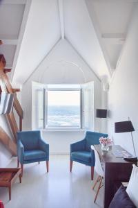 Double Room with Sea View room in Farol Hotel