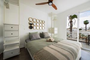 "Sun up" by Corralejobeach Apartments