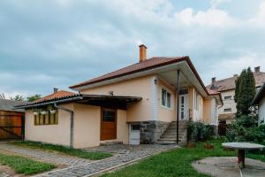 Pensiunea Patakparti 3