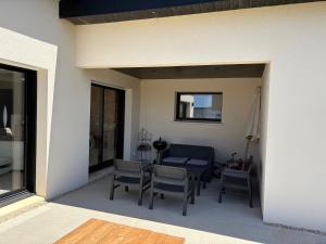 Villas Maison neuve 4 chambres : photos des chambres