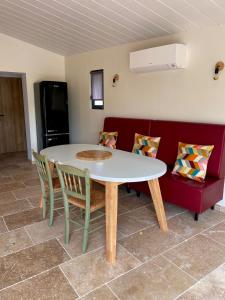 Maisons de vacances Mas Provencal avec piscine : photos des chambres
