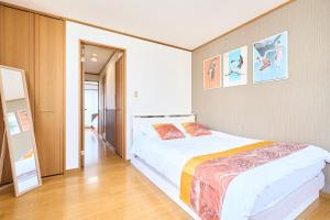 J-2S JR Yamanote Komagome, 3 storey 101sq 4BR, FreePark