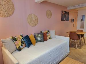 Appartements Studio RDC Charme et confort au centre Orleans : photos des chambres