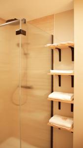 Appartements AMMG Tour Marina – Suites Signature | Vue Mer Panoramique, Jacuzzi & Design : photos des chambres