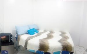 Centrally located studio 1 with AC and kitchenette