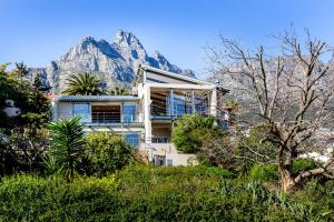 Ocean view luxury villa with pool - Camps Bay