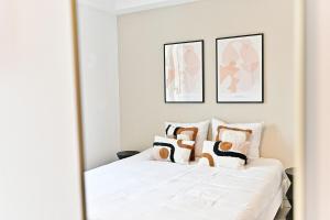 Petit studio équipée en banlieue Parisienne - II