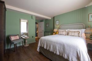 The George and Dragon - A Heartwood Inn