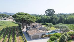 Villas JAMES FCD56 - luxury villa with pool for rent in the vineyards near Saint Tropez : photos des chambres
