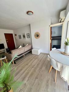 Escapada Ideal en Centro de Calpe, Piscina y 3 min de la Playa