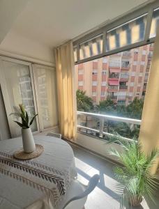 Escapada Ideal en Centro de Calpe, Piscina y 3 min de la Playa